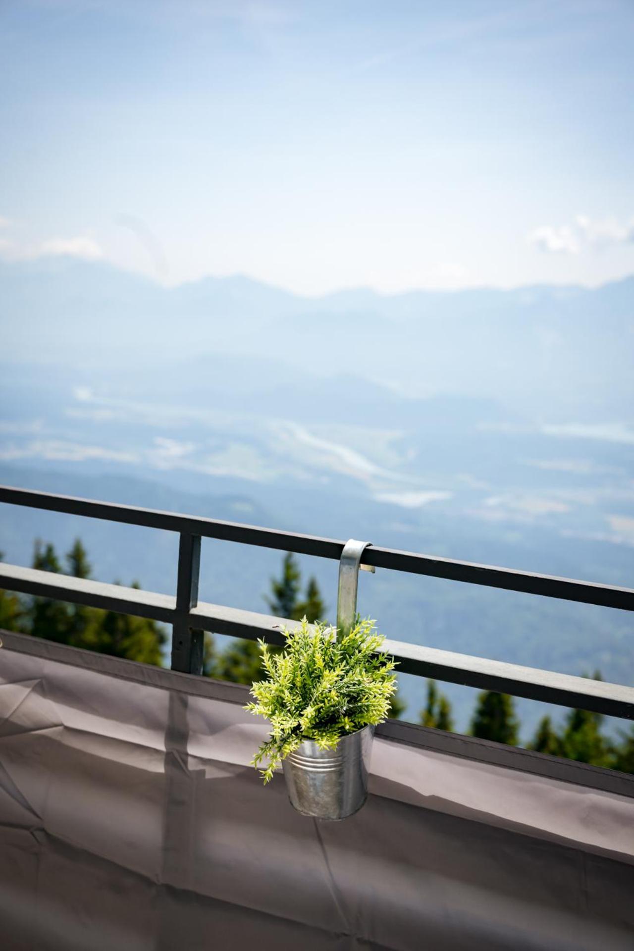 MOOKI Mountain&Pool Gerlitzen Apartment Kanzelhohe Exterior foto